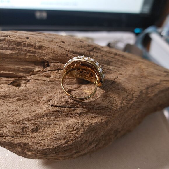 Napier Ring White Cabochons Size 7 Vintage MCM Gold Tone Retro Statement Jewelry - Picture 14 of 15